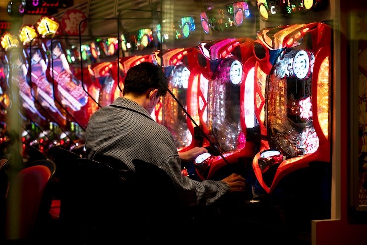 Antarmuka Joker Gaming horaspoker dengan koleksi permainan slot dan kasino langsung